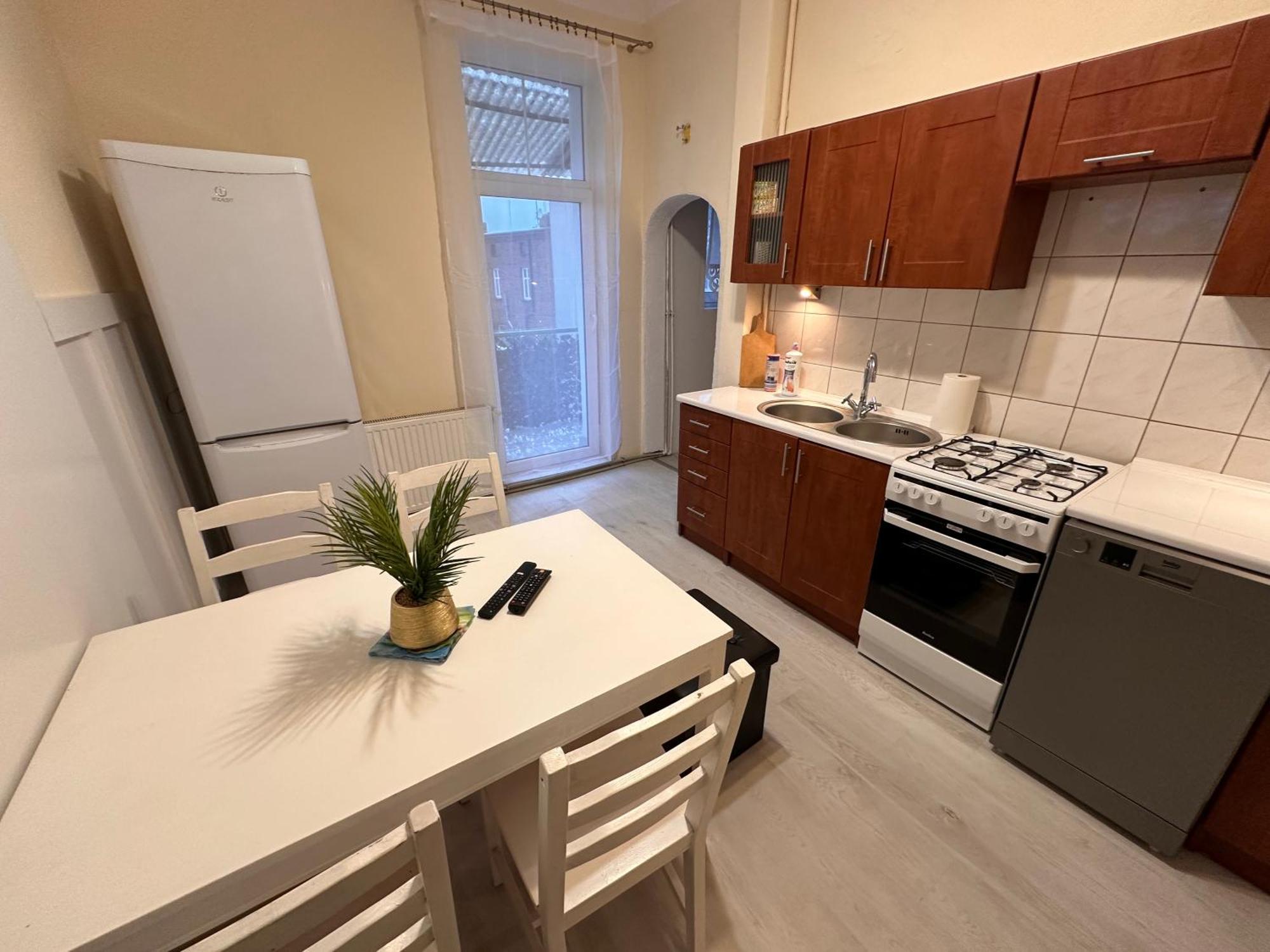 Apartamenty Ktw Central Station Катовіце Екстер'єр фото